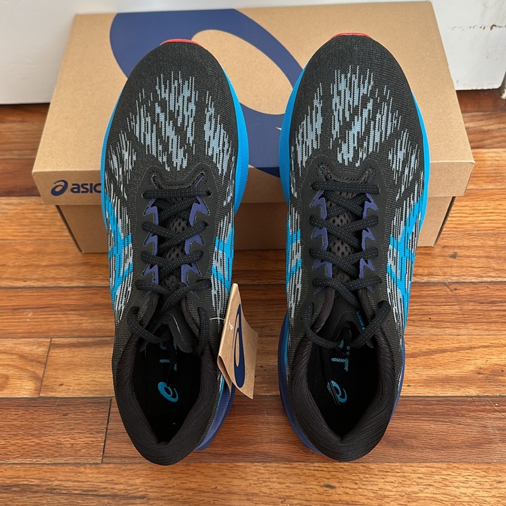 ASICS Novablast 3 - Picture 3 of 4